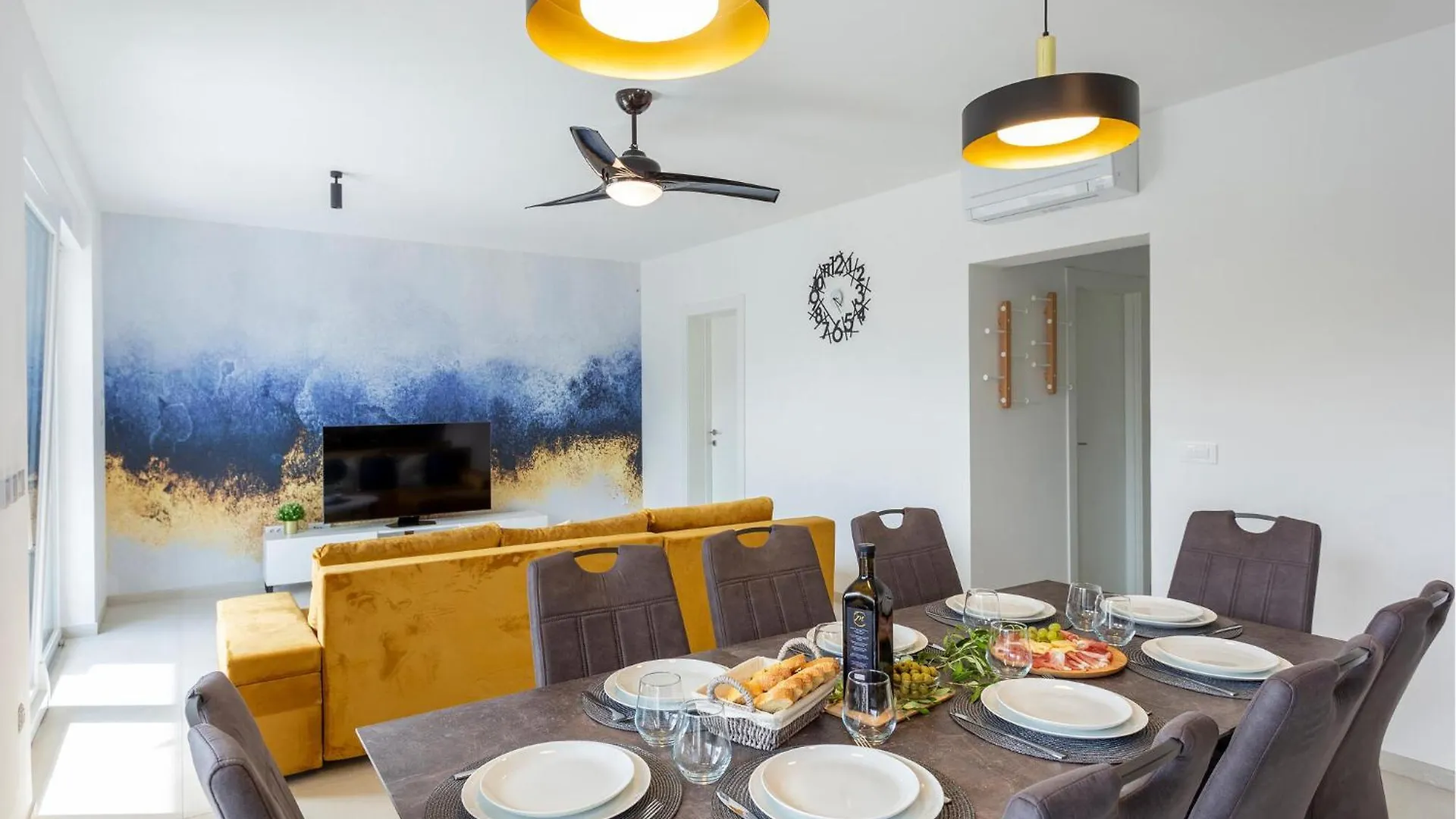 4 Bedroom Nice Home In Medulin