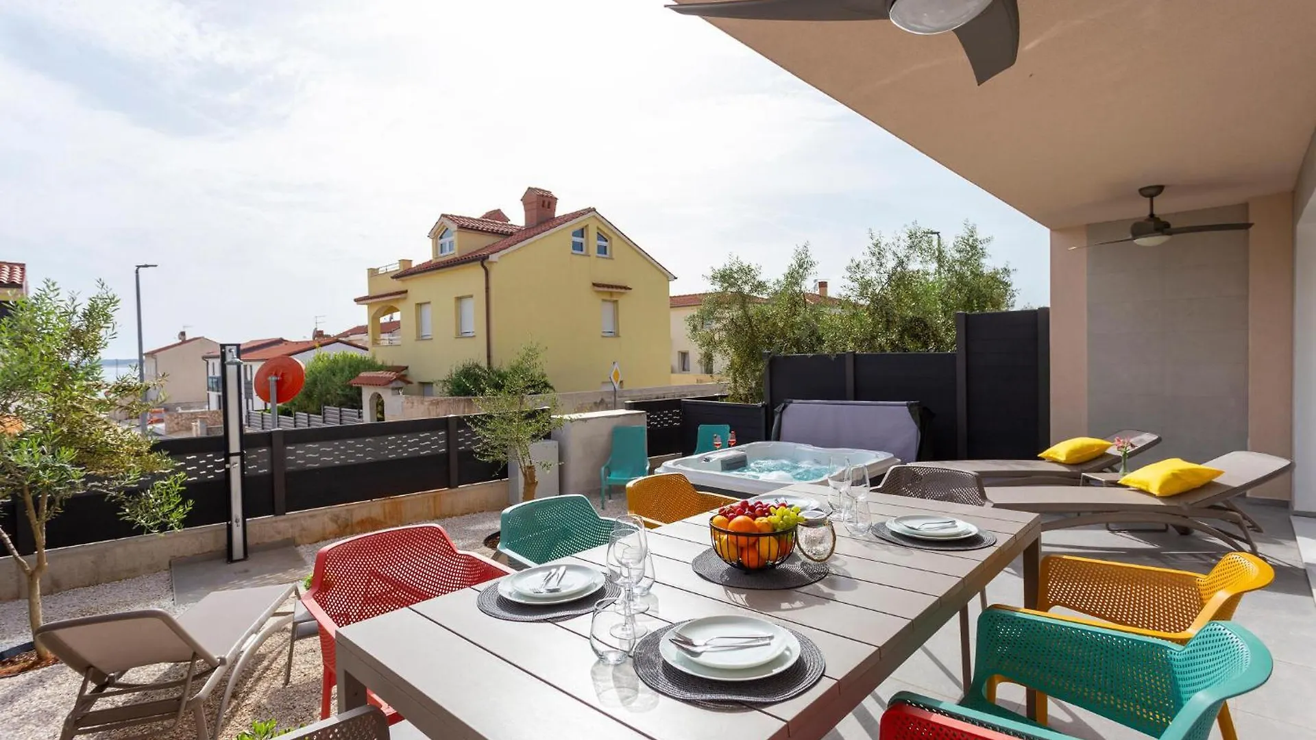 4 Bedroom Nice Home In Medulin Holiday home